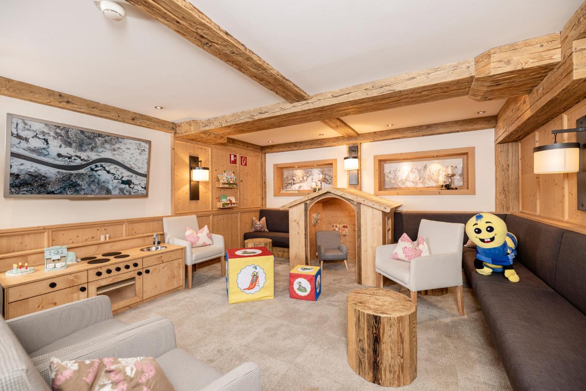 Kinder- & Gletscherhotel Hintertuxerhof Екстериор снимка